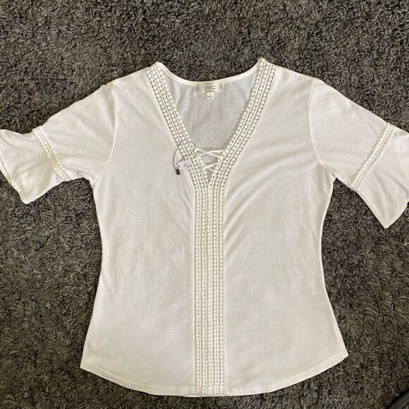 Shannon Ford New York White Short Sleeve - Picture 1 of 11